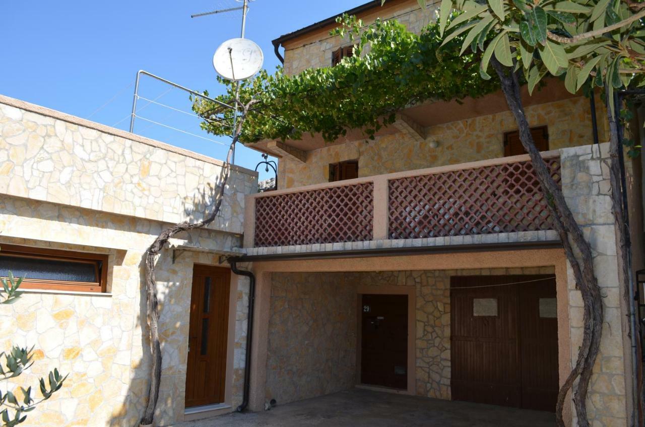 Holiday Home Garina Draga Bascanska Екстер'єр фото